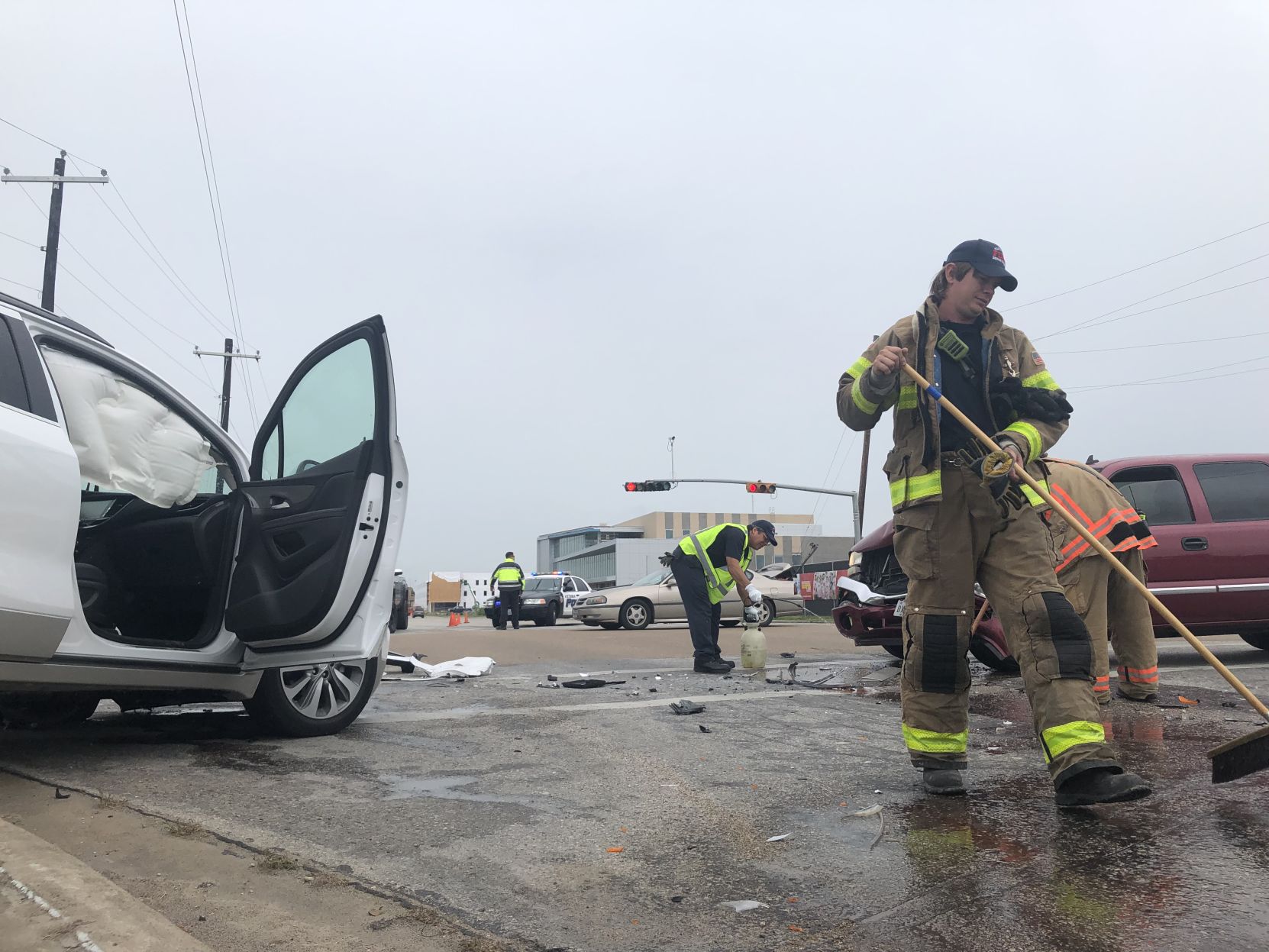 Victoria driver ran red light, caused two-vehicle crash, police say
